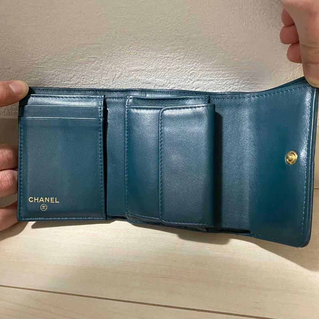 CHANEL19 フラップウォレット