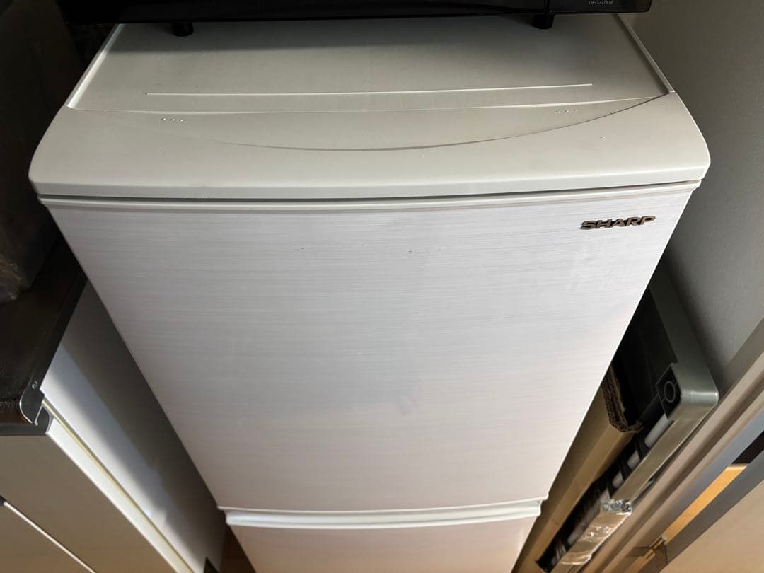 シャープ ノンフロン冷凍冷蔵庫 137L SJ-D14FJ-W 2020年製