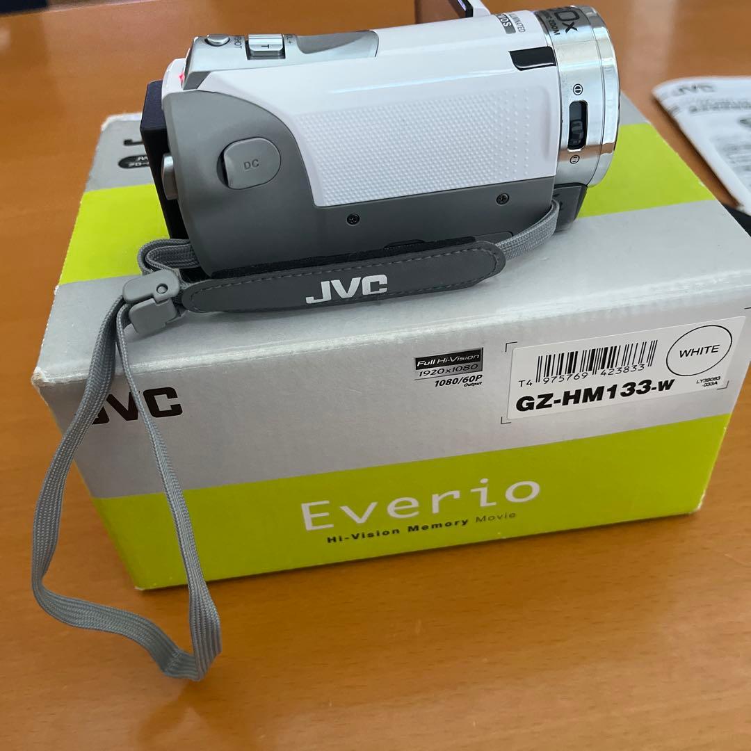 『作動済み』JVC Everio GZ-HM133-W ビデオカメラ