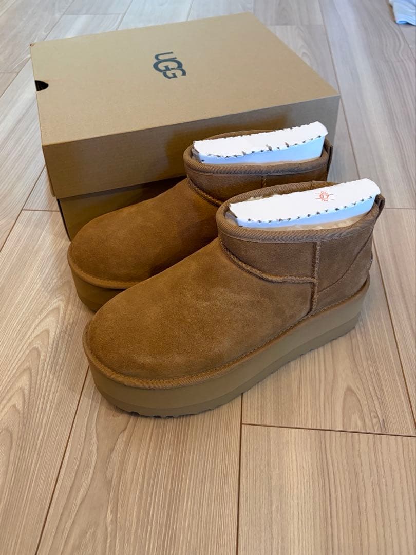 UGG クラシック ウルトラミニプラットフォーム 24cm 新品 ブラウン 箱付