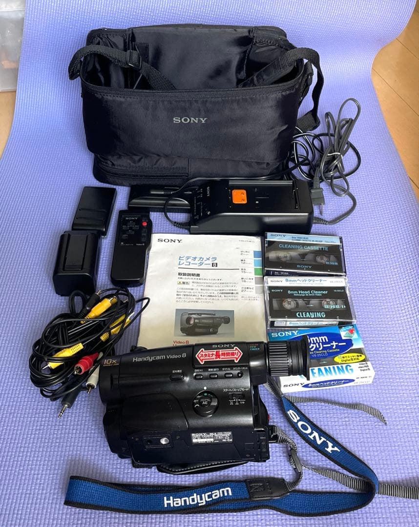 【美品】SONY Handycam Video8ビデオカメラCCD-TR250