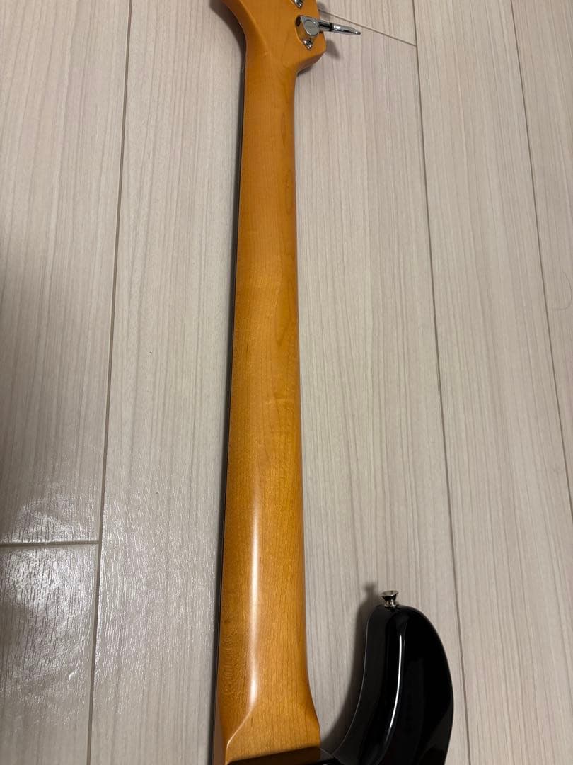 ベース Fender Deluxe Jazz Bass V Kazuki Arai