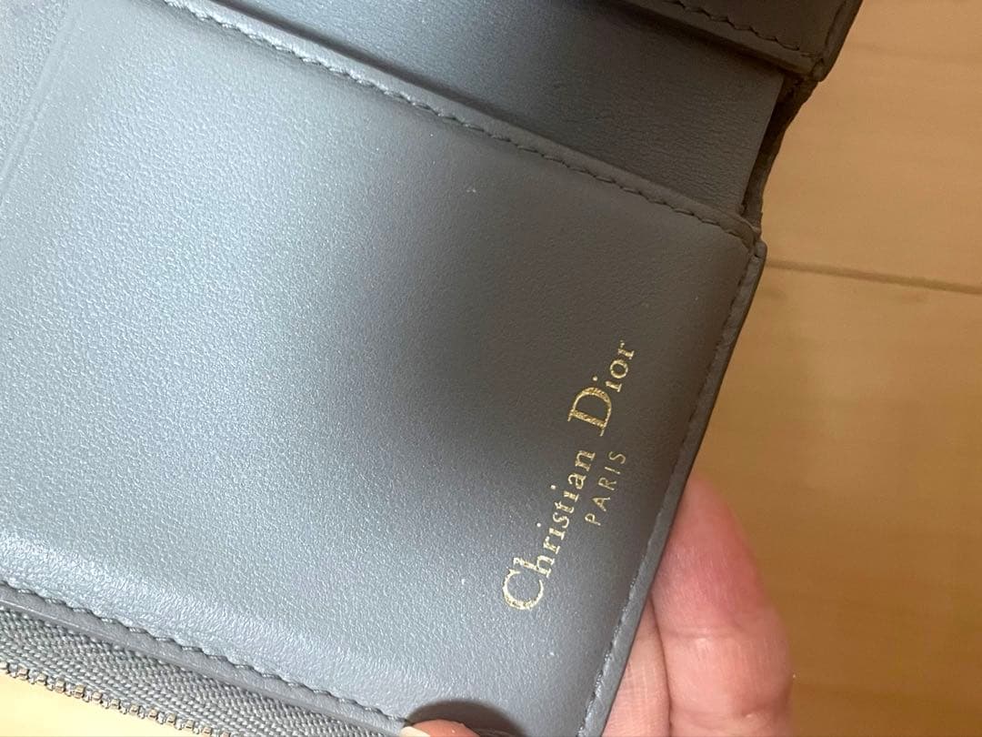 Dior 　モンテーニュ　折り財布　グレー　ミニ財布　本革　コンパクト