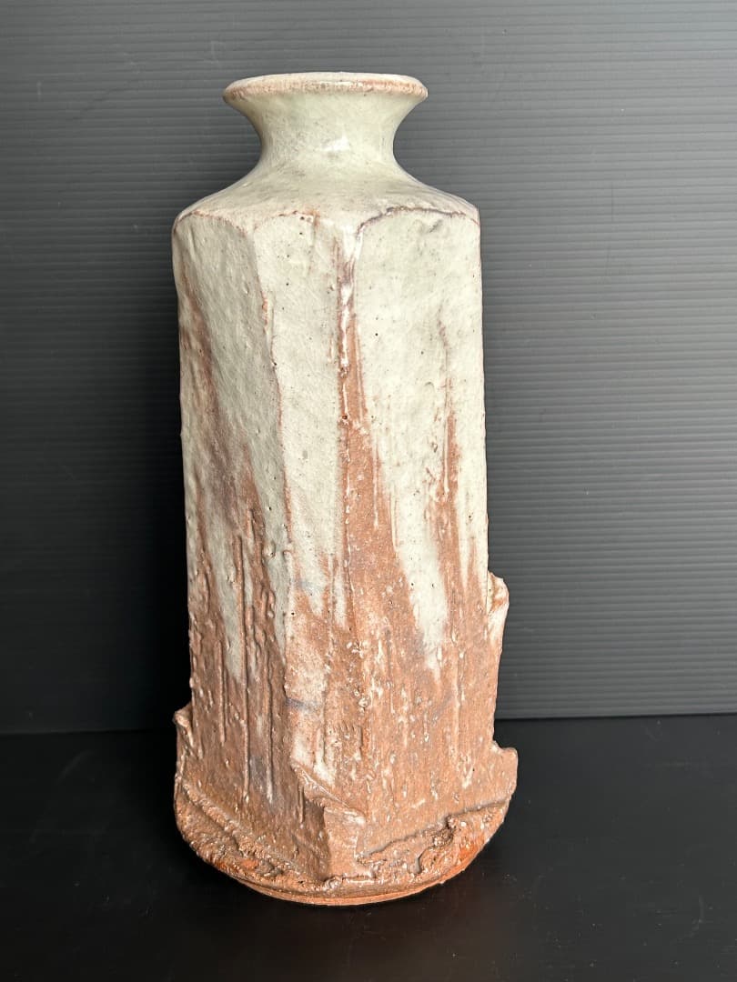 萩焼 花瓶　(厚東建信 作)