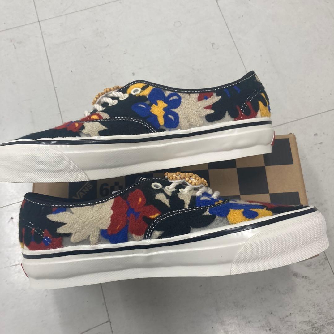 靴 8.5 vans PREMIUM AUTHENTIC 44 NEEDLEWORK