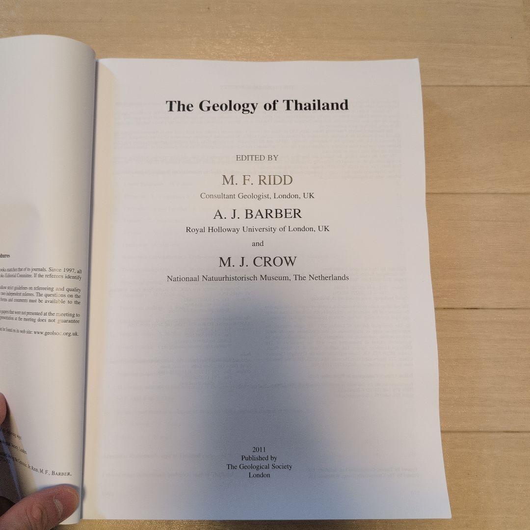 洋書 The Geology of Thailand