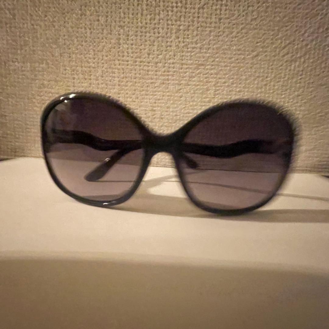 MIU MIU ミュウミュウ　サングラス　ケース付き