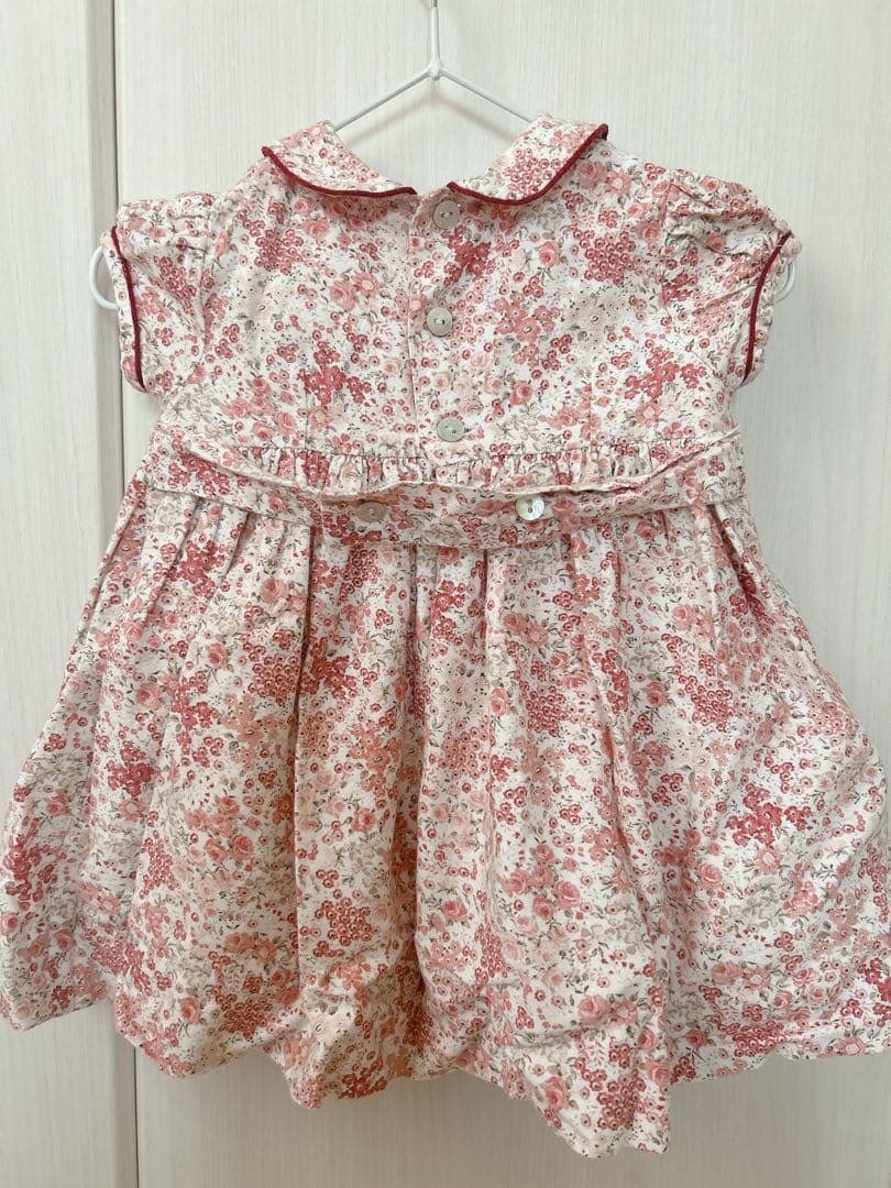 【お値下げ！】着画追加！Amaia　スモッキングワンピース 1y