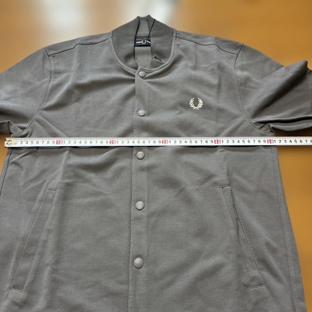 FRED PERRY グレー ジャンパー Mサイズ
