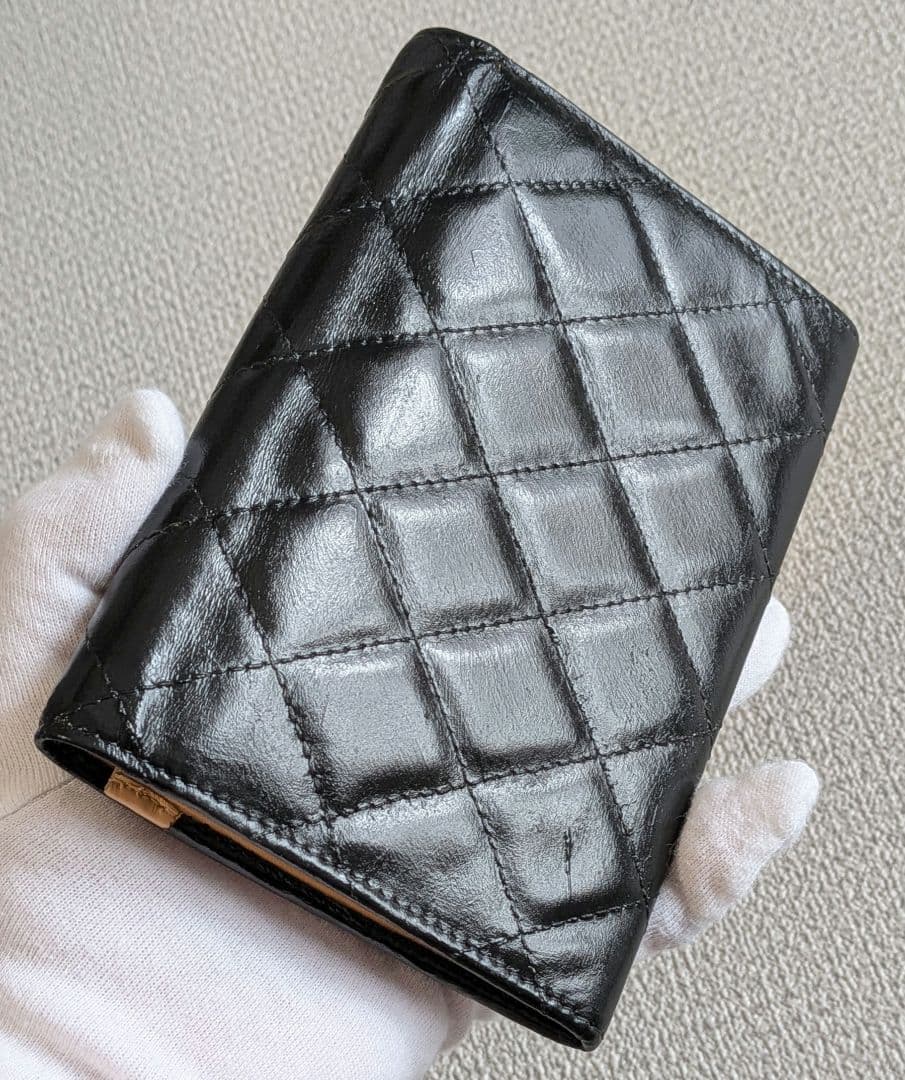 シャネル　カンボンライン　ミディアム　財布　ラムスキン　黒　正規品　ショルダー