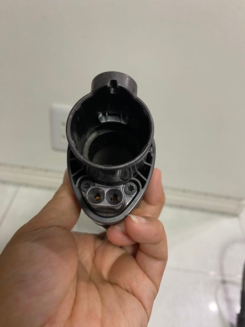 ダイソン キャニスター掃除機 DC48 分解清掃済み