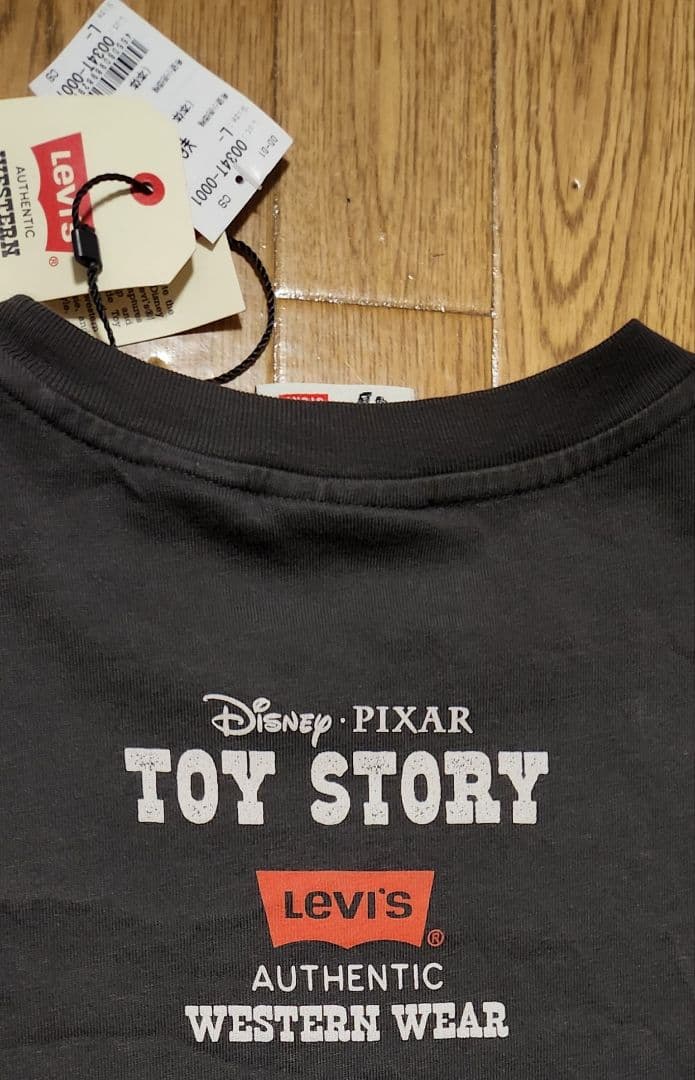 トップス LEVI'S x Toy Story Boxy Tee Black XL