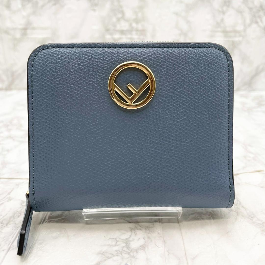 未使用級✨️FENDI フェンディ　エフイズ　二つ折り財布　レザー　ブルー