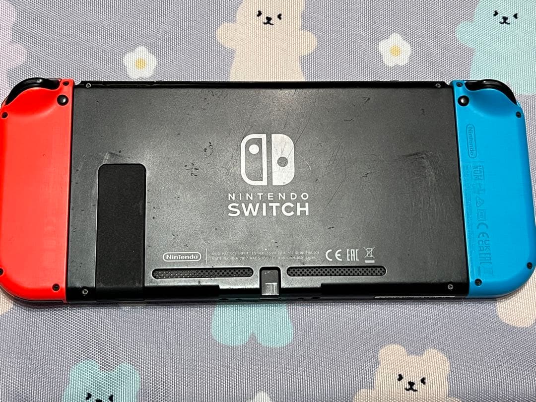 任天堂　Switch 本体