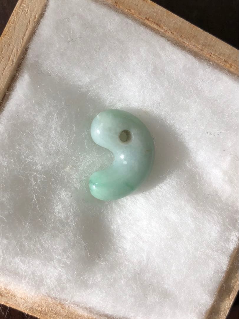 糸魚川ひすい 勾玉