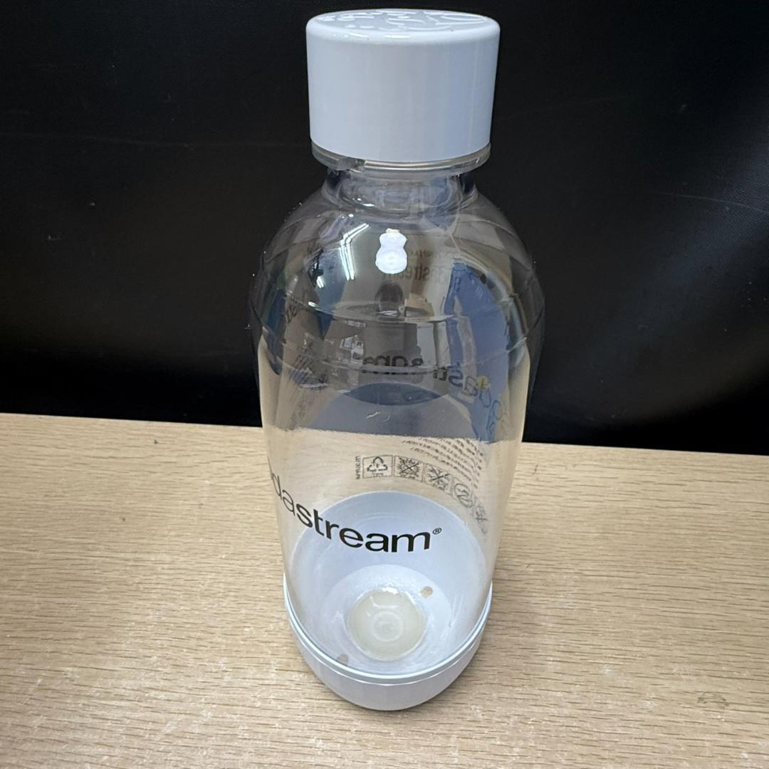 ★未使用　SODASTREAM　ジェネシス　V2