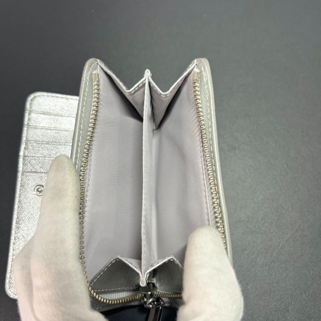 正規品＆極美品‼️ マークジェイコブス スナップショット 三つ折り財布 シルバー