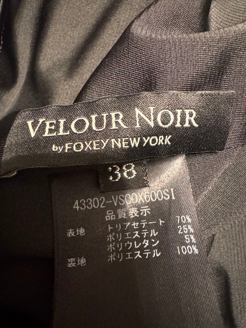 VELOURNOIRbyFOXYNEWYORKベロアフレアノースリーブワンピ38