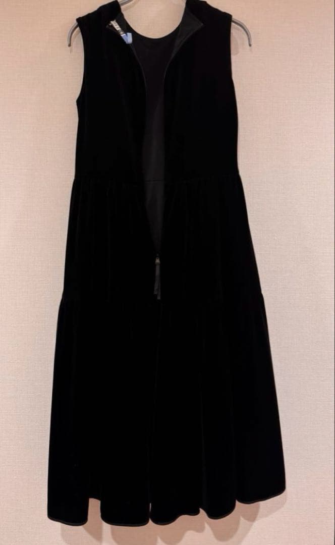 VELOURNOIRbyFOXYNEWYORKベロアフレアノースリーブワンピ38