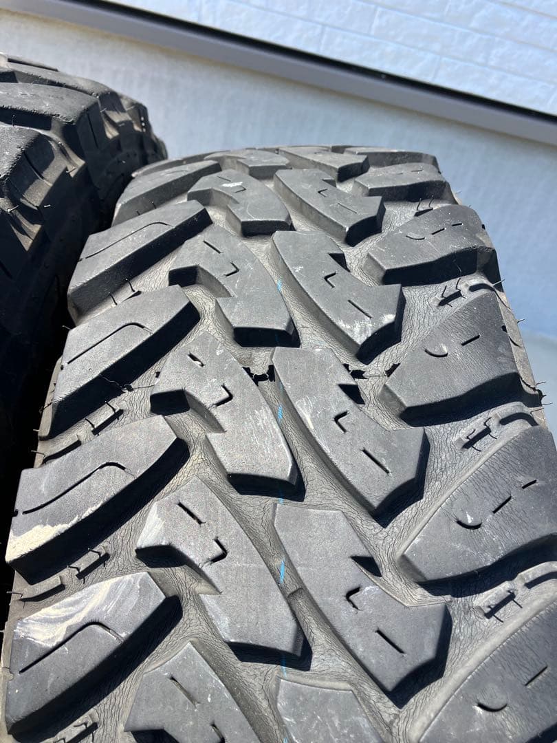 TOYO TIRES OPEN COUNTRY M/T 225/75R16 4本
