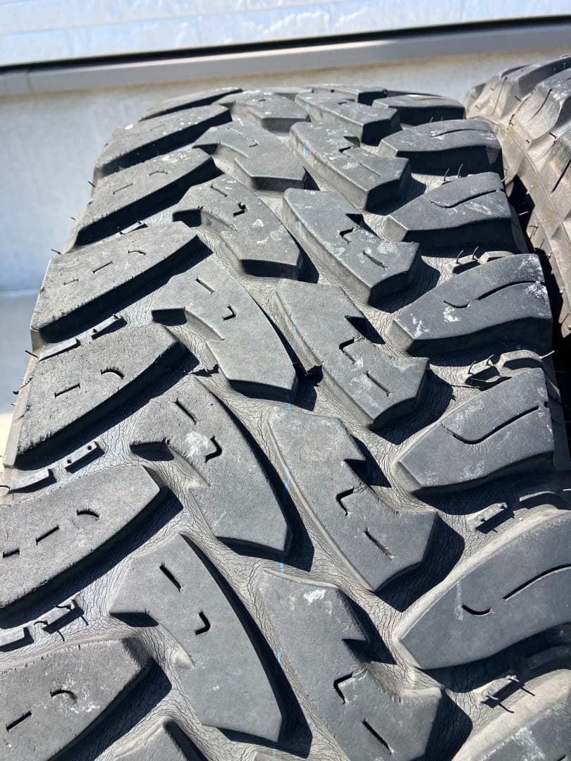 TOYO TIRES OPEN COUNTRY M/T 225/75R16 4本