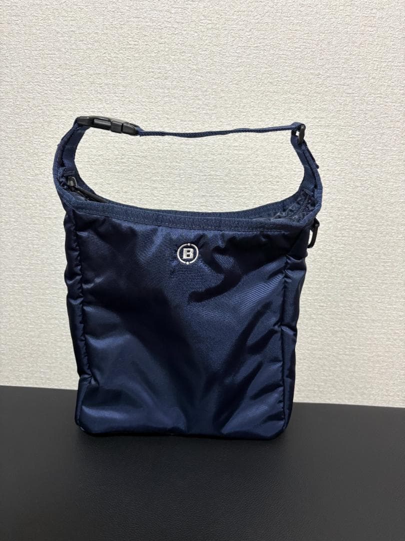 ブリーフィング　保冷バッグ