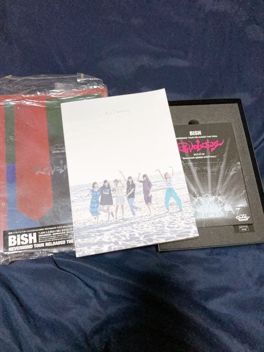 ミュージック BiSH  REVOLUTiONS Blu-ray