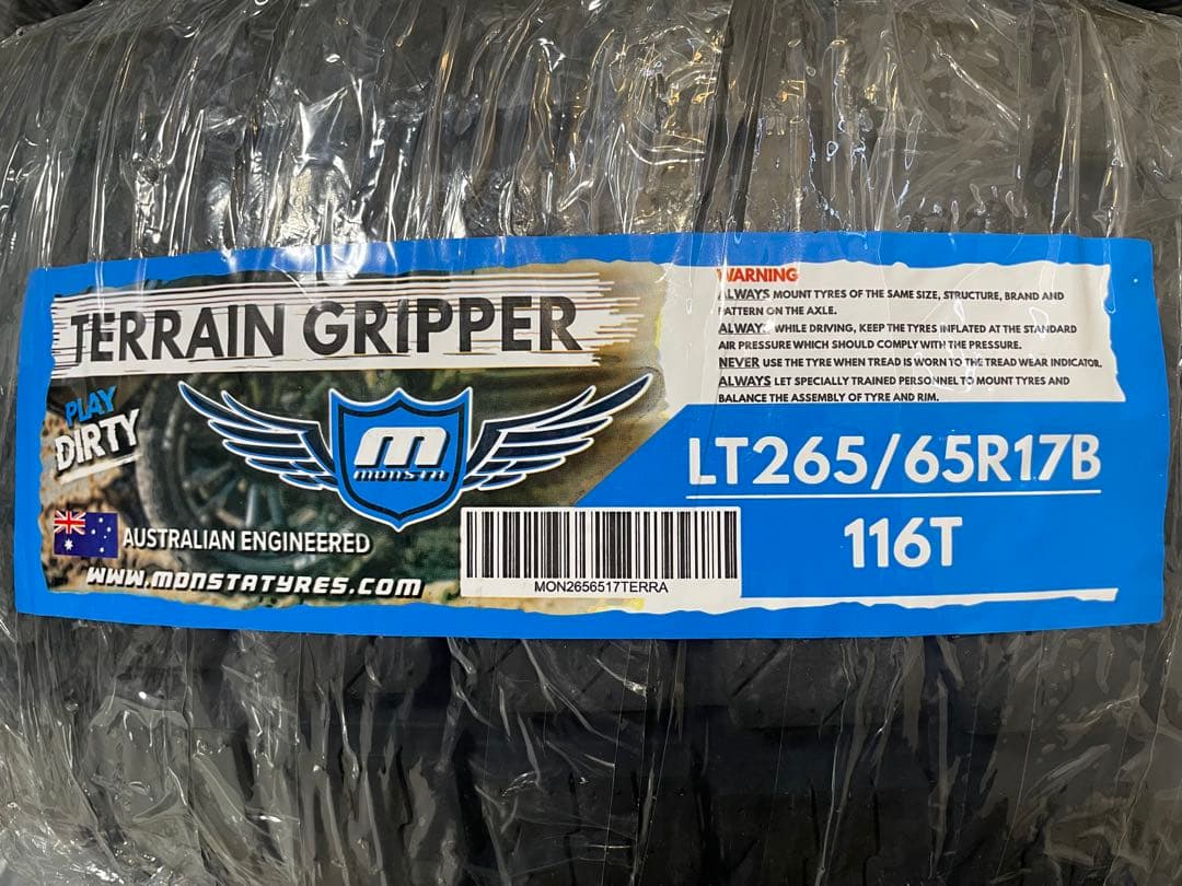 タイヤ・ホイール MONSTA TERRAIN GRIPPER 265/65R17