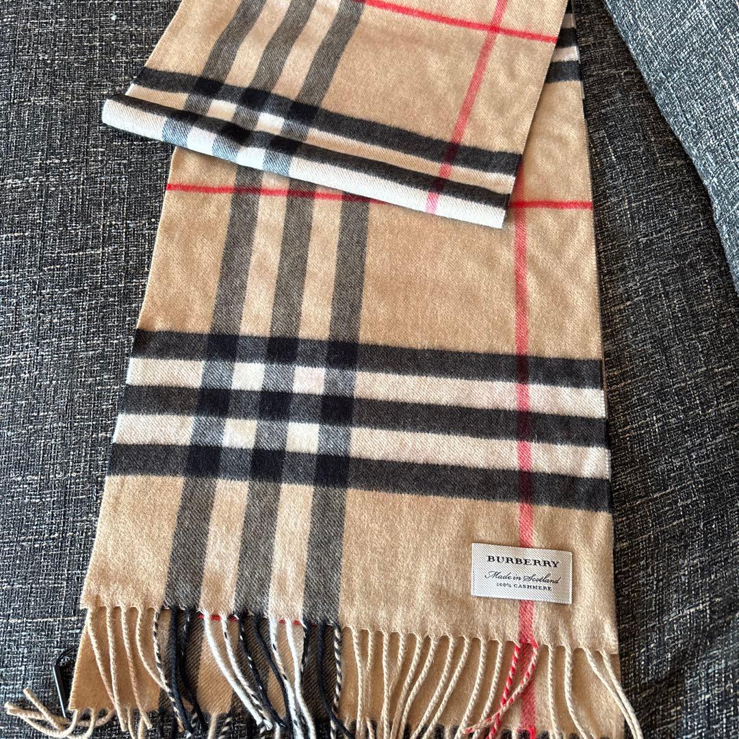 BURBERRY　バーバリー　バーバリーチェック　ハート　カシミヤマフラー