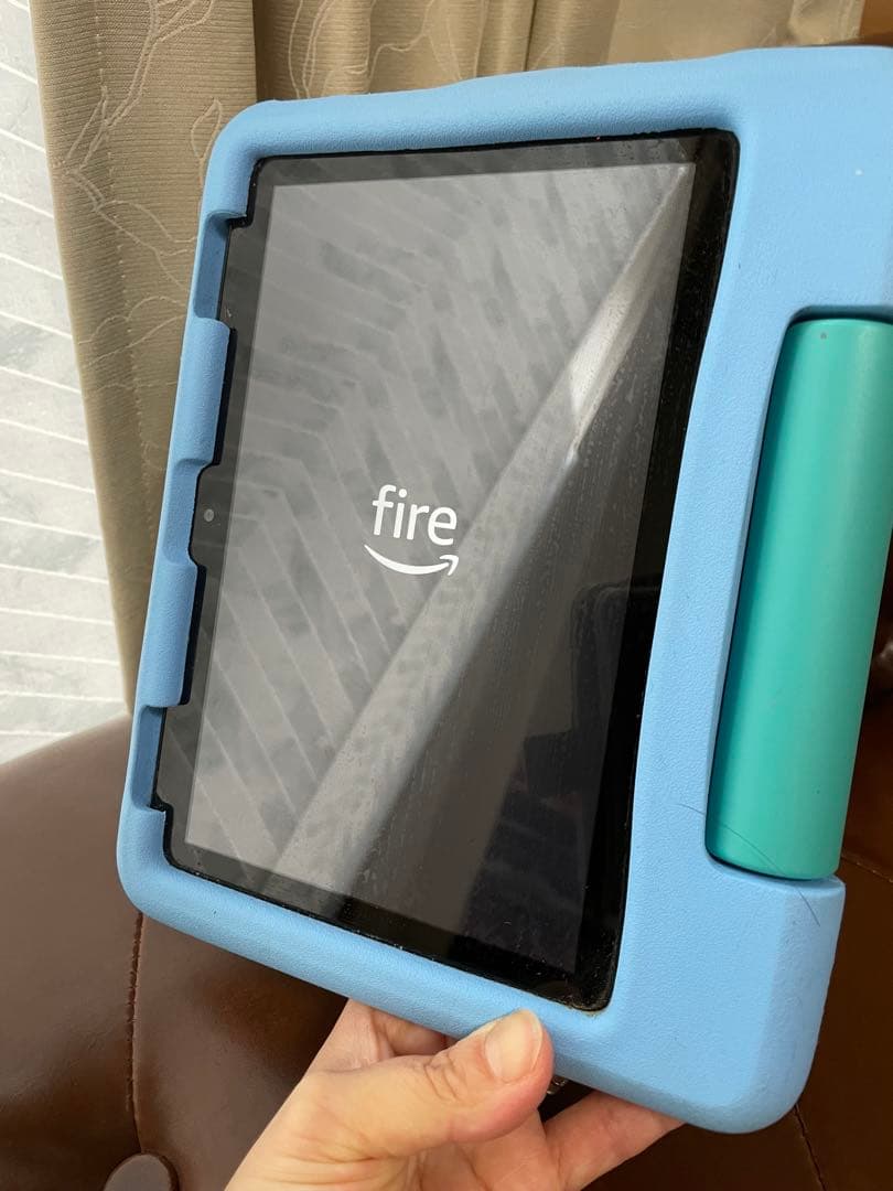 美品 2022年Amazon Fire HD8 キッズタブレット32GB ブルー