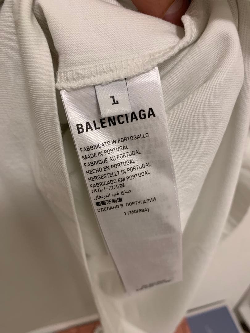 新品未使用タグ付き　国内正規　バレンシアガ　ミラーロゴ　オーバーサイズTシャツ