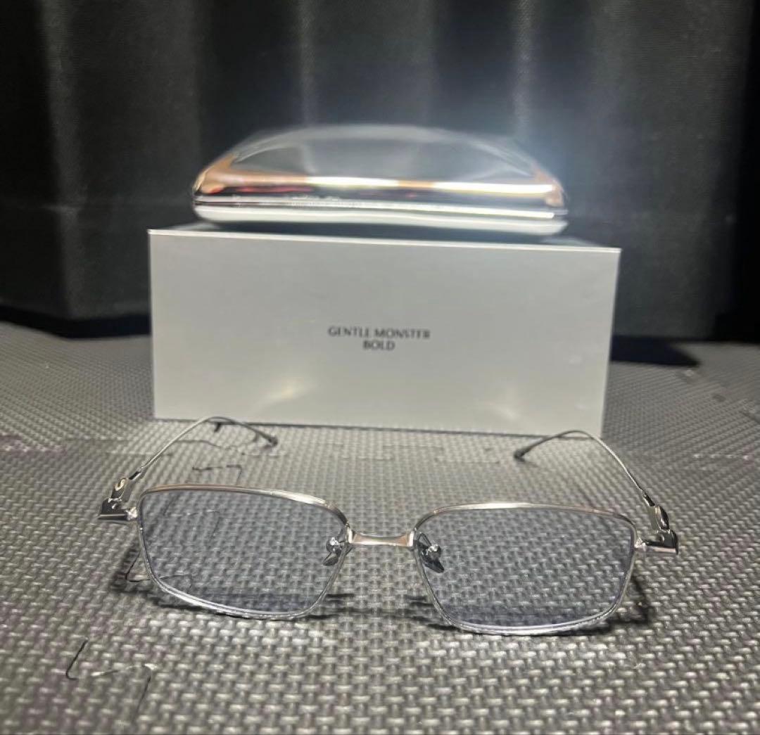 (付属品有り)GENTLE MONSTER BOLD atmic 02(B)
