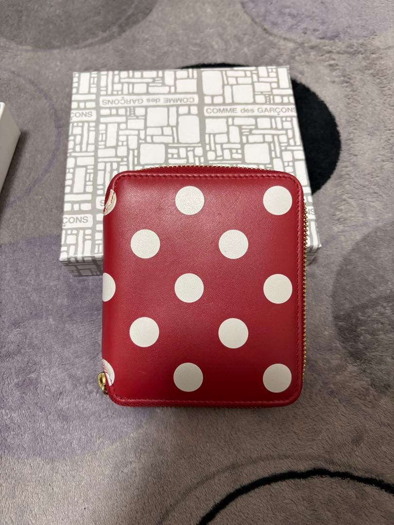 COMME des GARÇONS レッド ドット 二つ折り財布