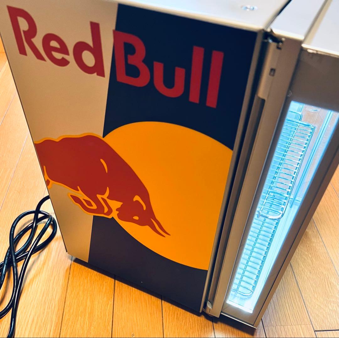 【新品未使用】 RedBull レッドブル 卓上 冷蔵庫 ショーケース 非売品