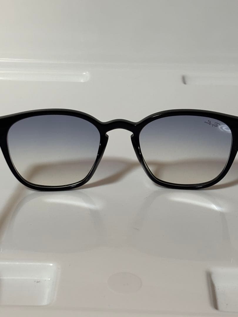 ★大人気モデル★RB4258-F 601/19 ★啓之輔さん着用★RayBan★