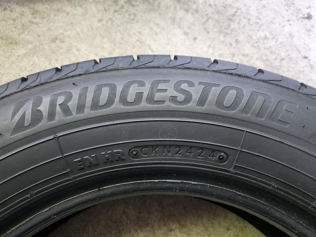 送料込☆2024年製 ブリヂストン タイヤ 175/70R14 日本製☆4本