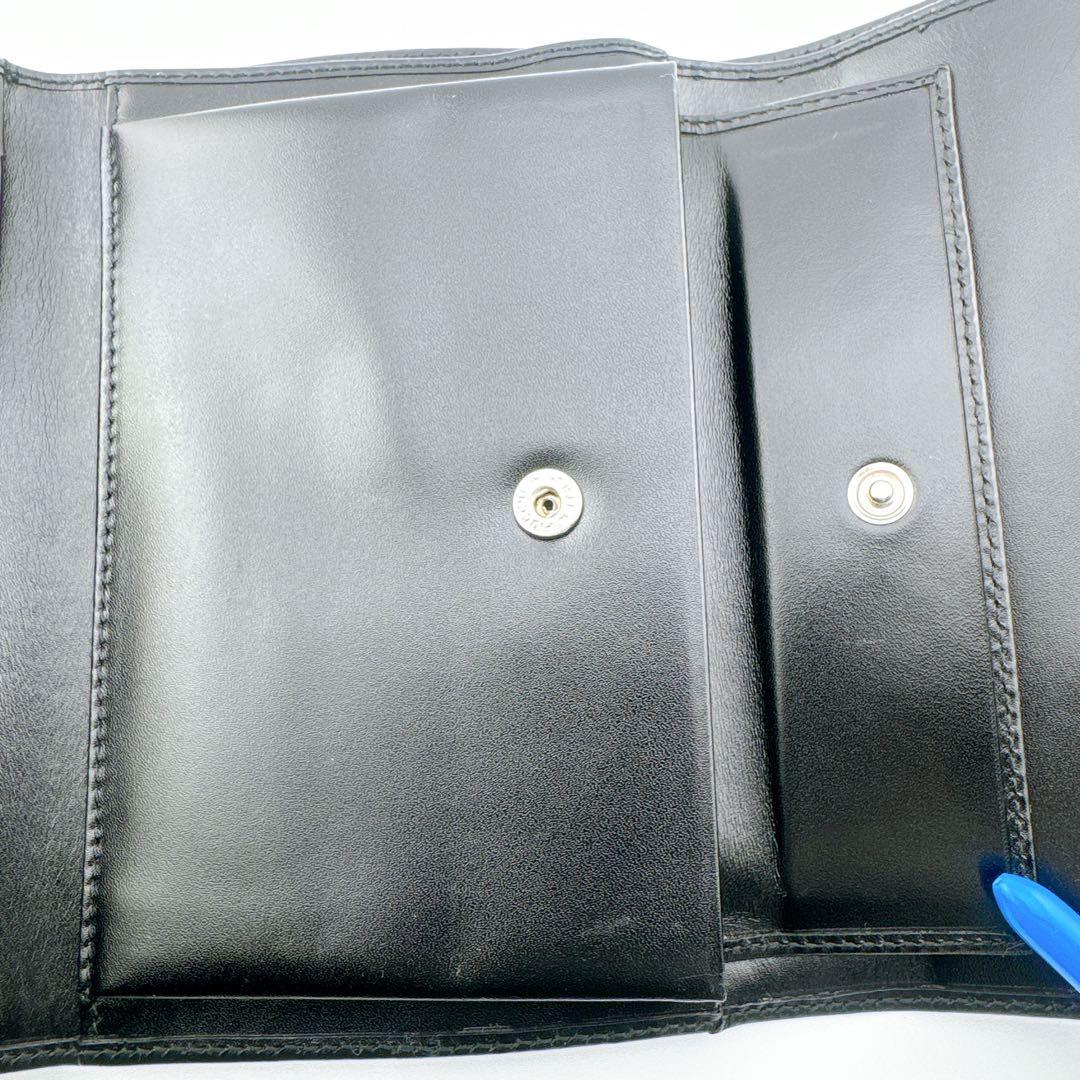 プラダ 三つ折り財布 トリフォールド コンパクト レザー ブラック シルバー金具