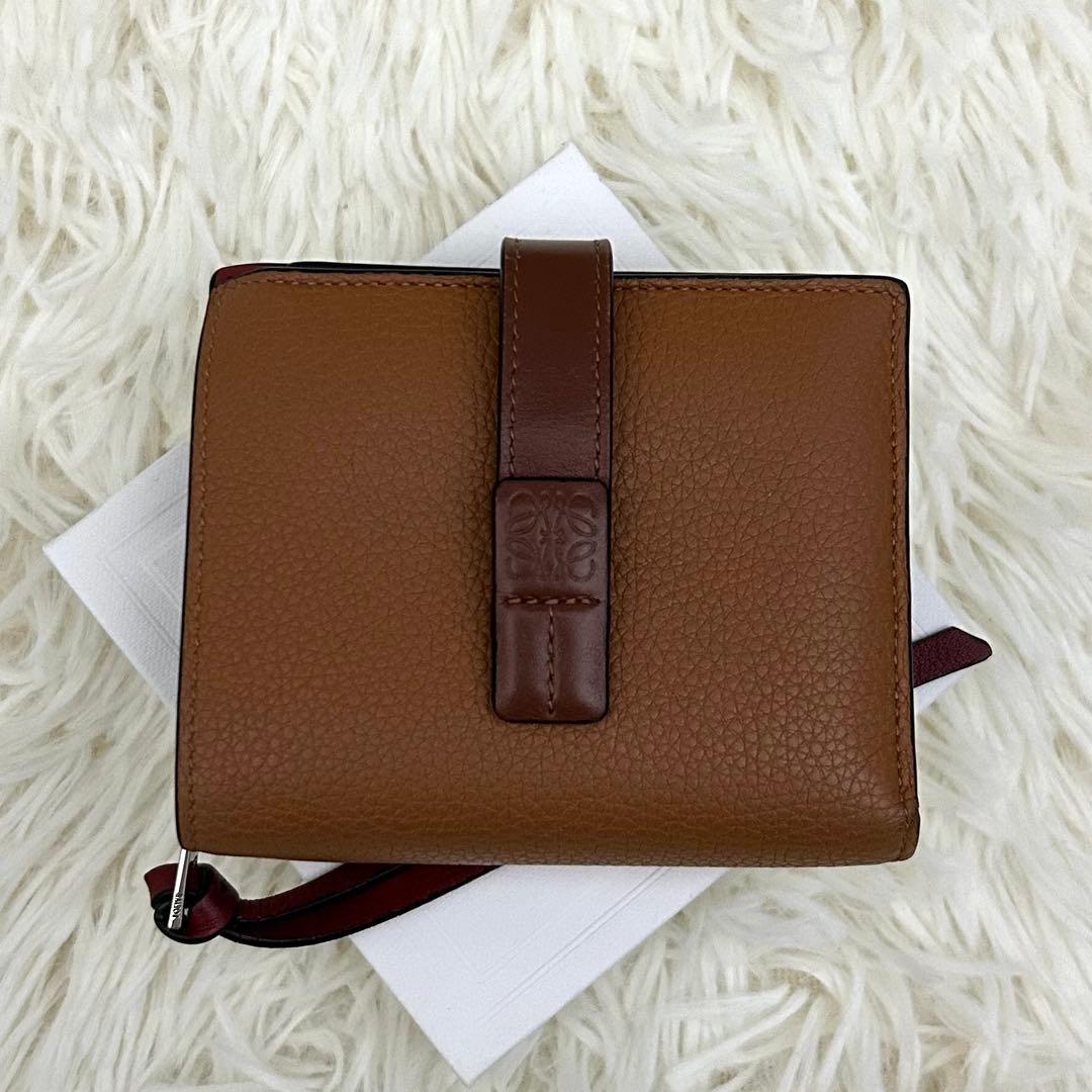 ［美品］LOEWE コンパクトジップウォレット アナグラム ブラウン 財布
