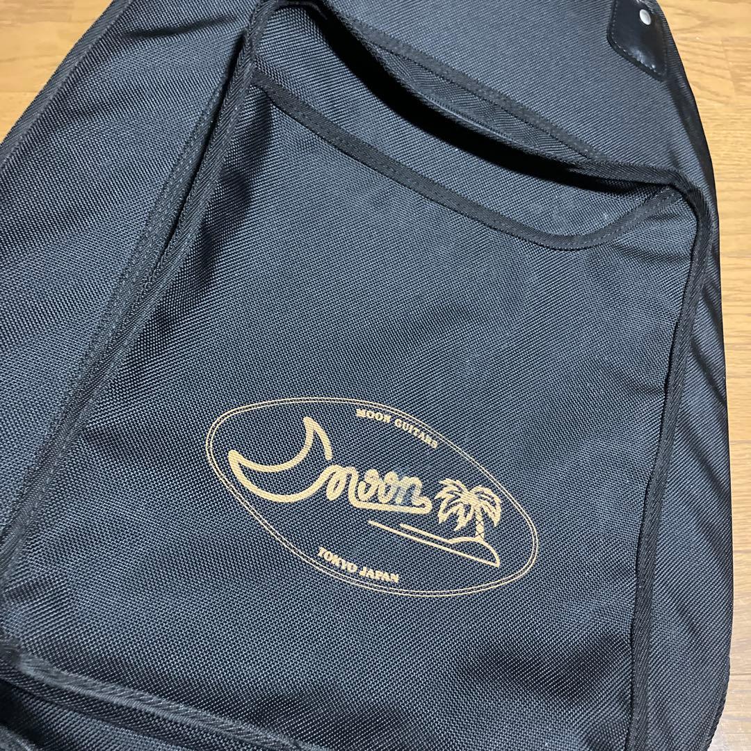 MOON ベースケース