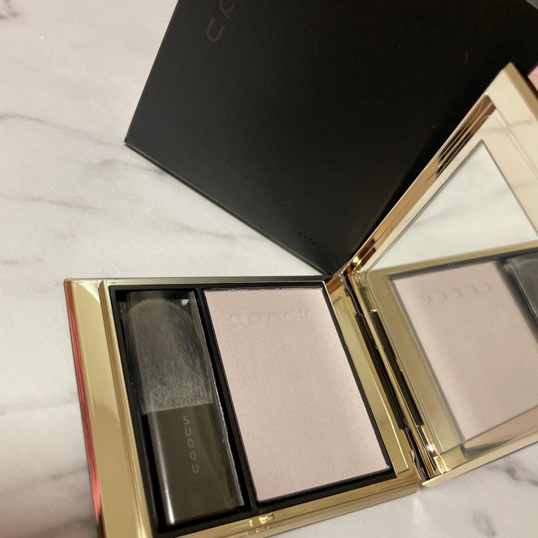 新品未使用　SUQQU 瑞泡 メルティングカラーブラッシュ チーク