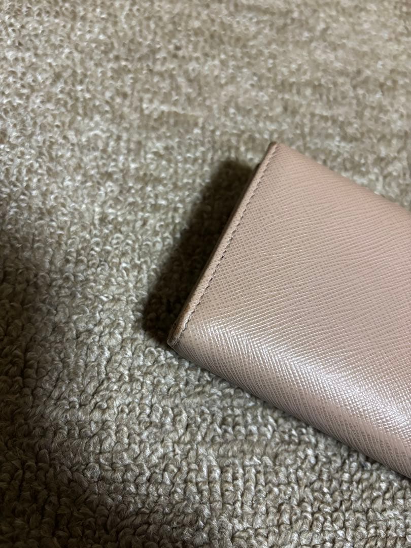 菜*香様 PRADA 三つ折り財布 サフィアーノ ベージュカラー 1MH025