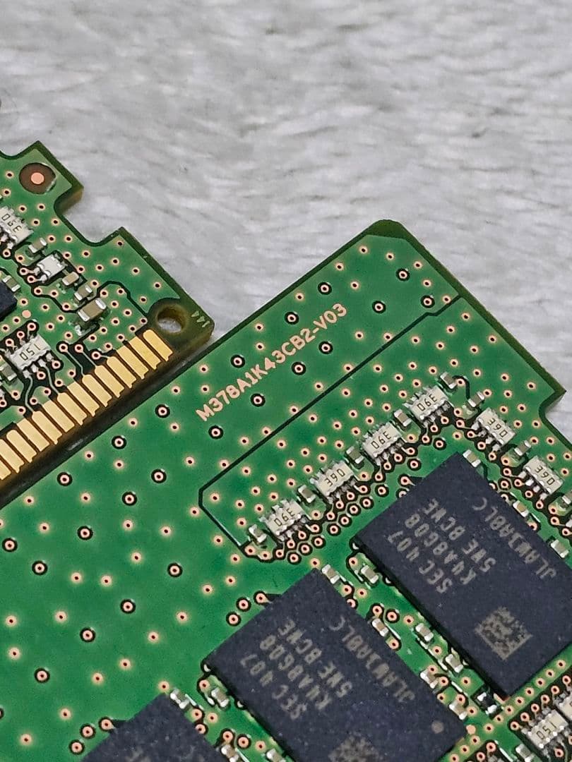 シール剥がれ SAMSUNG DDR4 3200 8GB ×2 計 16GB