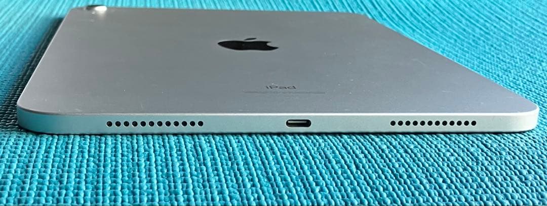 iPad 第10世代 Wi-Fiモデル 64GB シルバー　本体