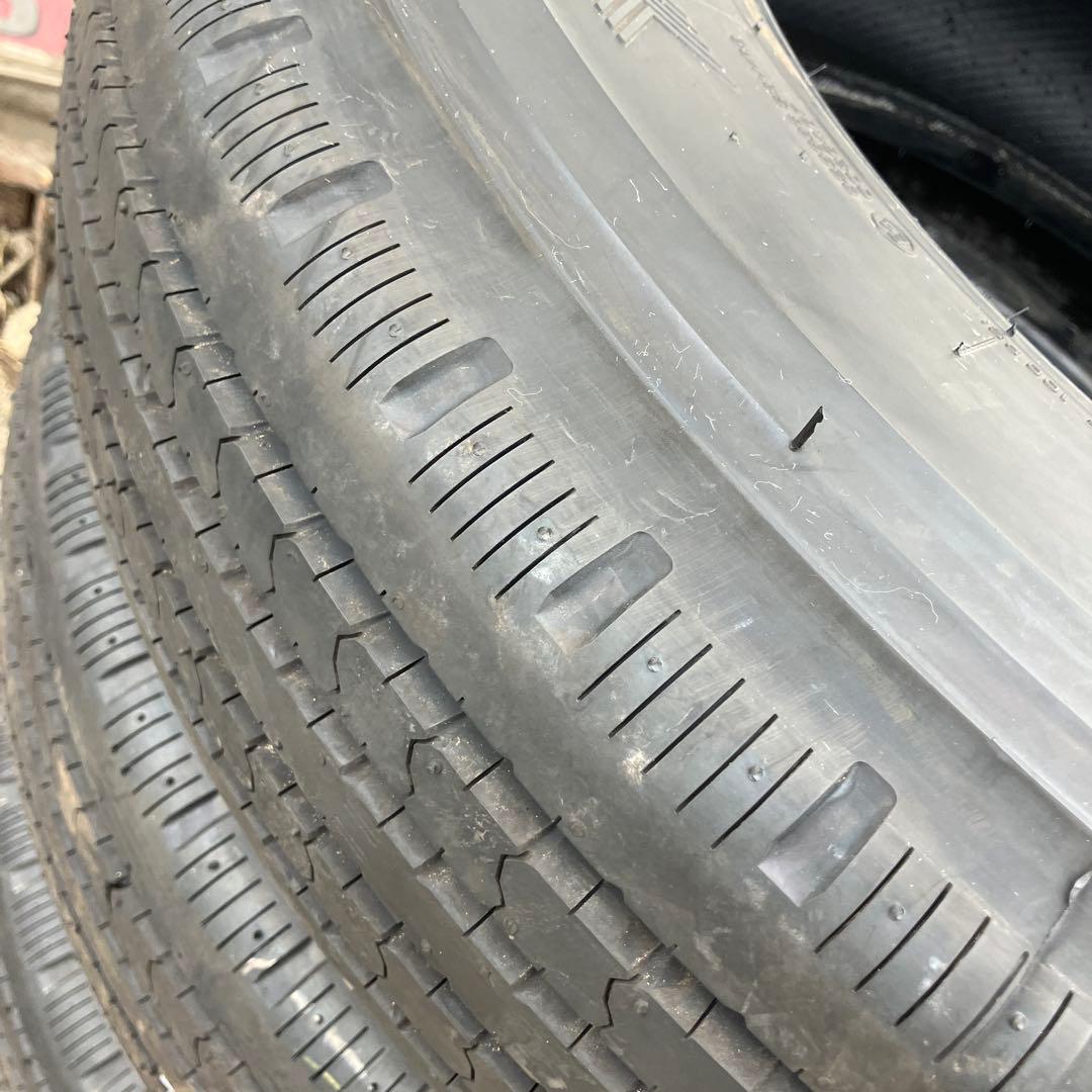 【新車外】225/80R17.5　123/122L　ヨコハマ　縦目　RY138E