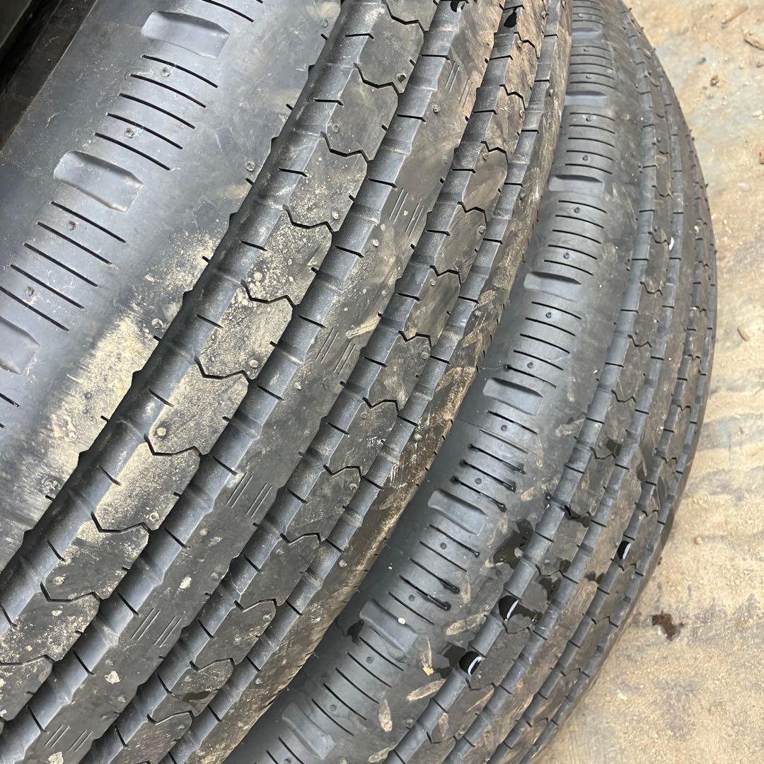 【新車外】225/80R17.5　123/122L　ヨコハマ　縦目　RY138E