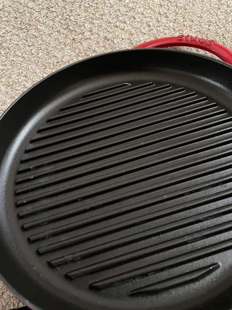 staub ストウブ　スチーム＆グリル　蓋付き　チェリー　26cm