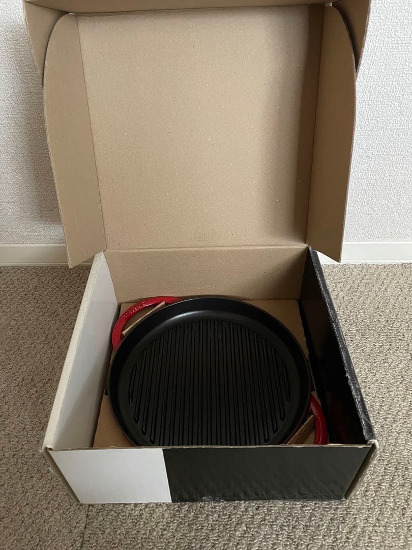 staub ストウブ　スチーム＆グリル　蓋付き　チェリー　26cm