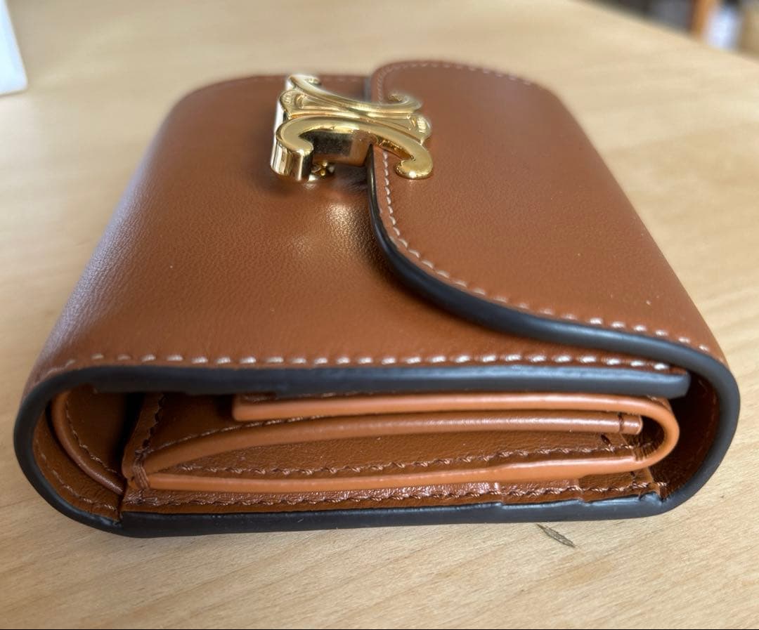 CELINE トリオンフ ブラウン 三つ折り財布