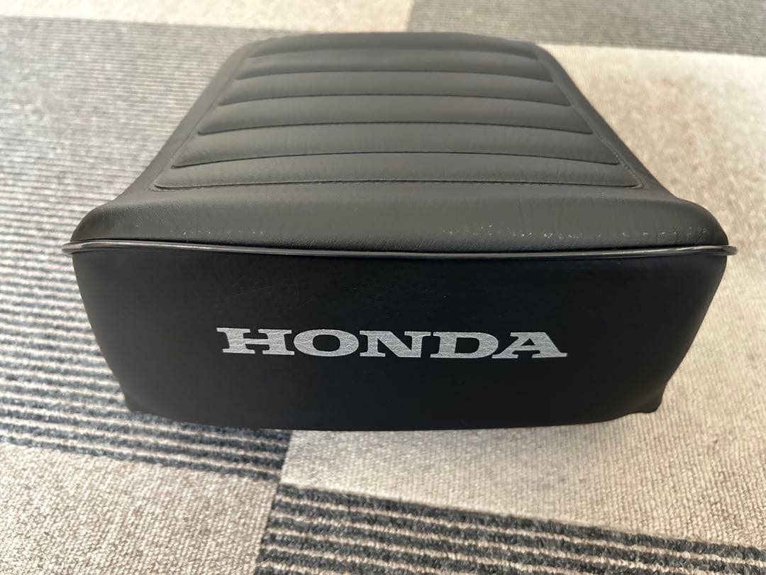 HONDA純正　ピリオンシート