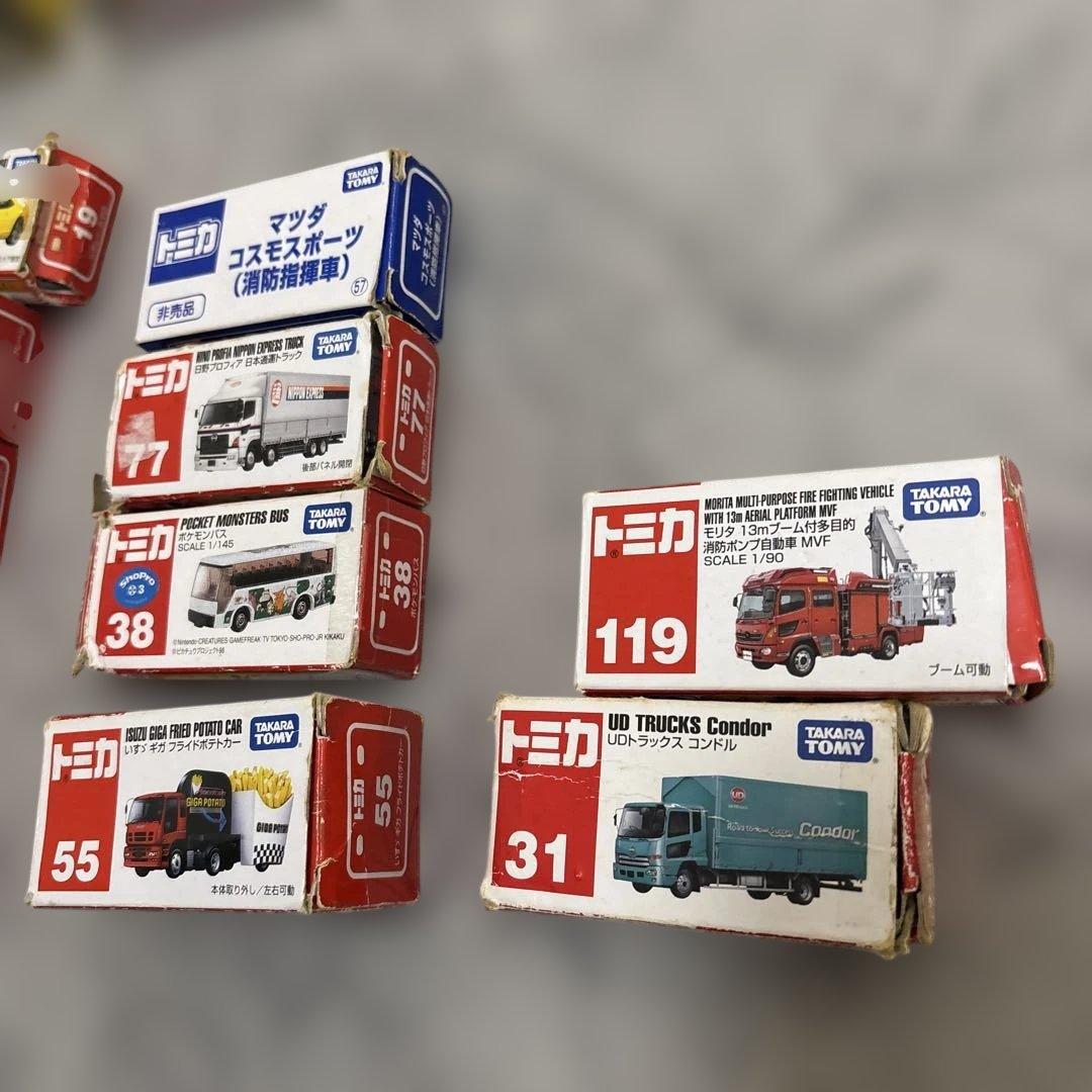 トミカ　トラック　その他17台セット